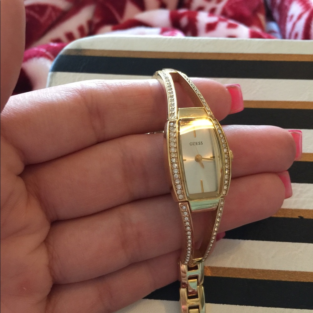 Guess Gold Watch - Picture 3 of 8